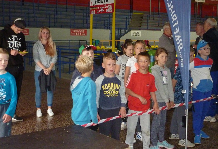 Louka plná dětí - zimní stadion  (29. 5. 2019)