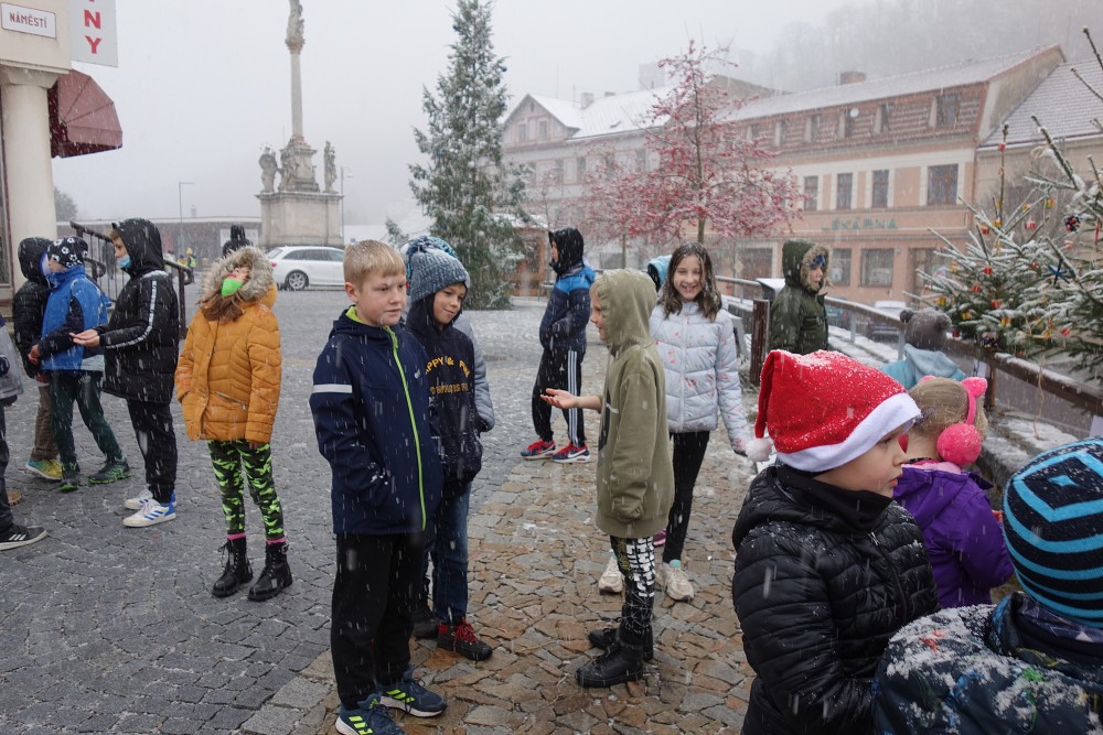 Zdobení vánočních stromků 26. 11. 2021