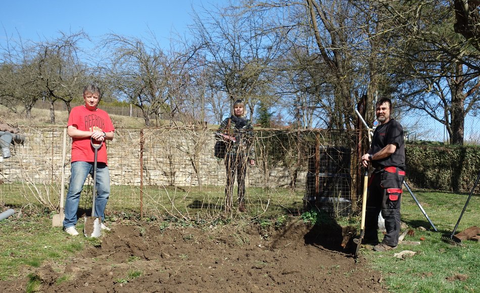 Příprava kuličkového hřiště  (12. 3. 2020)