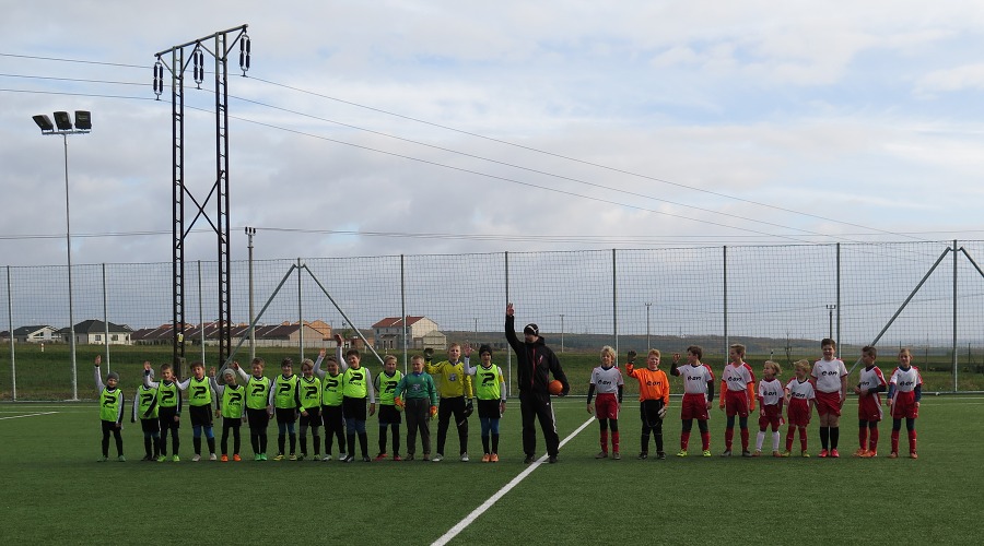 Fotbal v Suchohrdlích /30. 10. 2016/