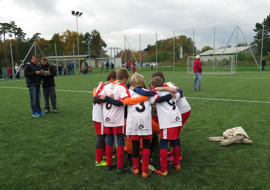 Fotbal v Suchohrdlích /30. 10. 2016/