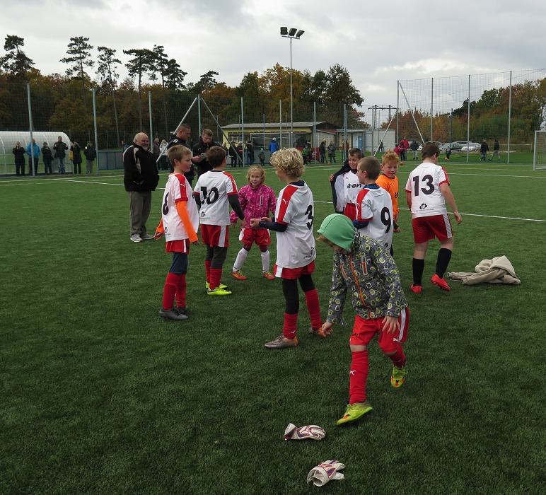 Fotbal v Suchohrdlích /30. 10. 2016/