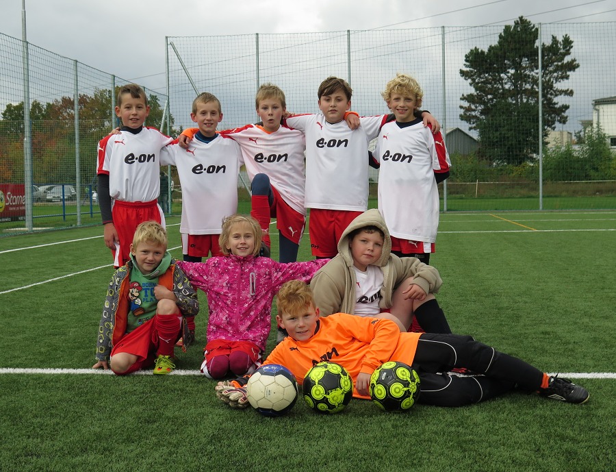 Fotbal v Suchohrdlích /30. 10. 2016/