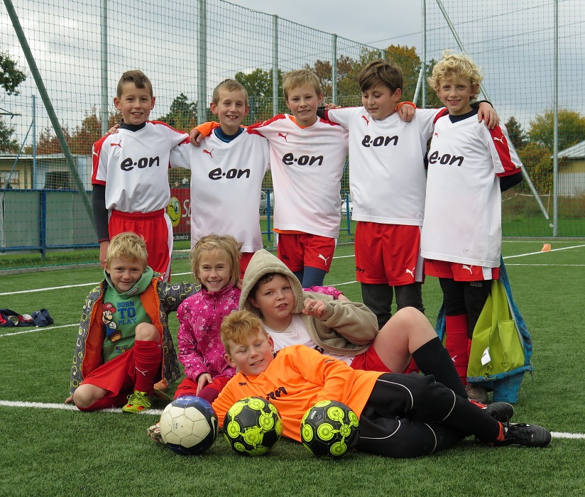 Fotbal v Suchohrdlích /30. 10. 2016/