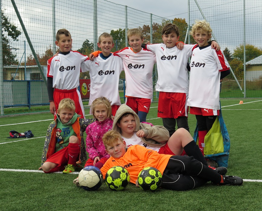 Fotbal v Suchohrdlích /30. 10. 2016/