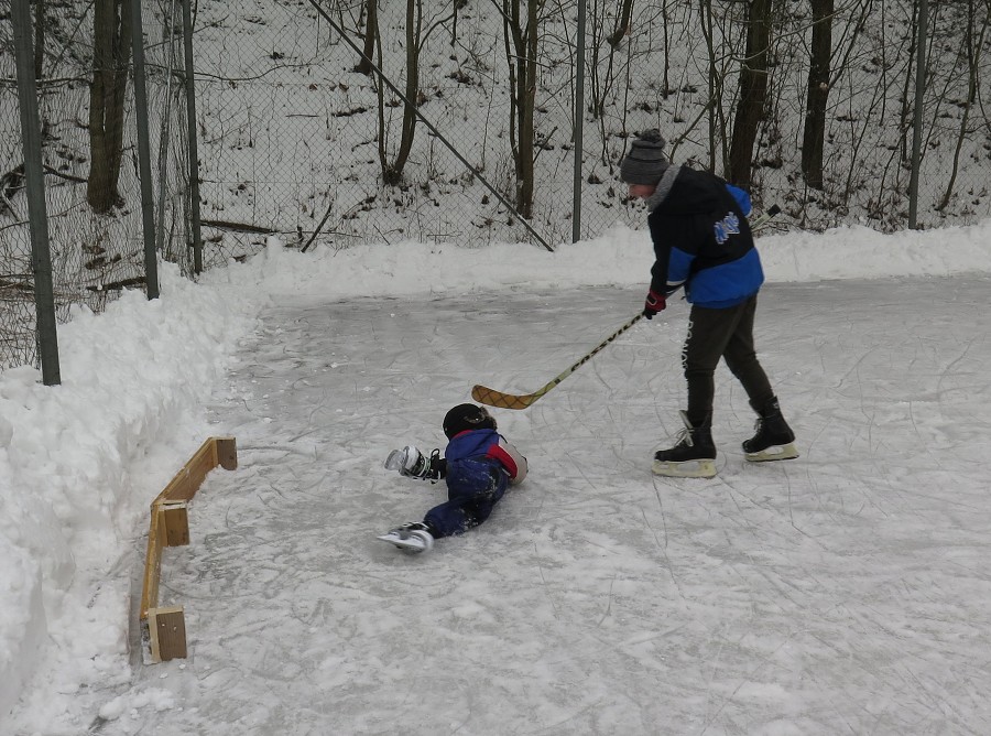 Na kluzišti (2. 2. 2017)