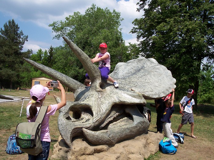 Školní výlet -  Zoopark a Dinopark Vyškov (22.5.2012)