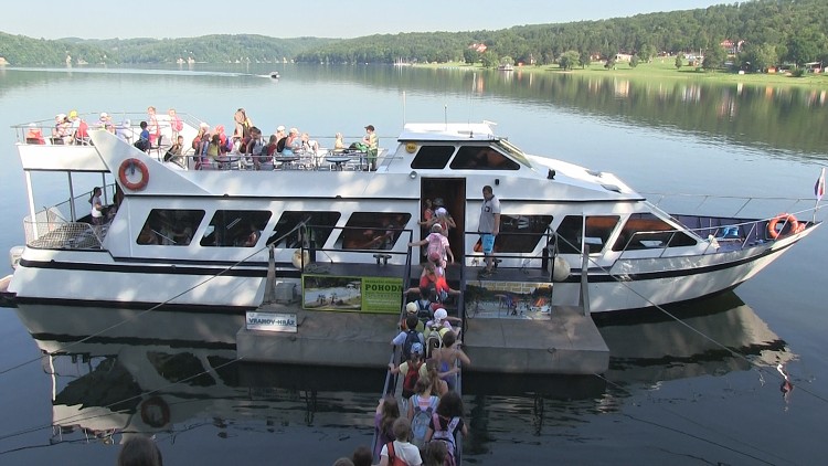 Výlet lodí na Bítov (17.6.2013)