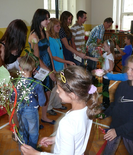 Slavnostní zakončení šk.roku (27.6.2013)