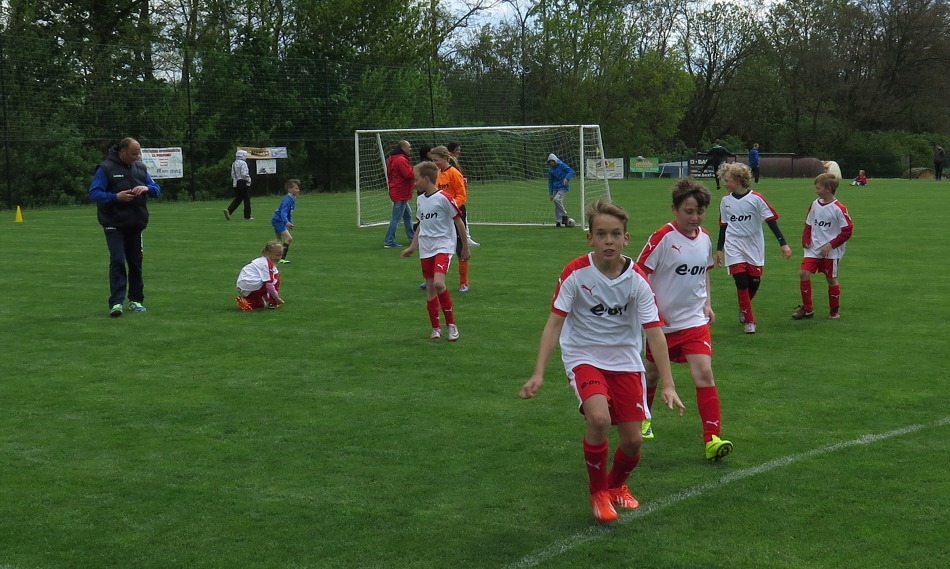 Fotbal v Mikulovicích /15.5.2016/