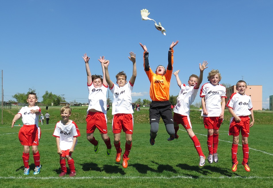 Fotbal v Olbramkostele /8.5.2016/