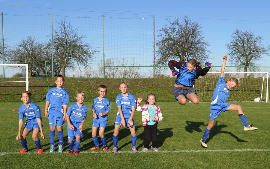 Fotbal v Blížkovicích (8.11.2015)