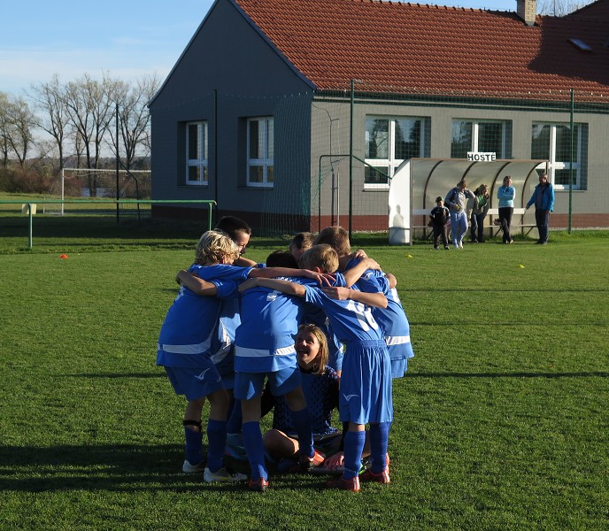 Fotbal v Blížkovicích (8.11.2015)