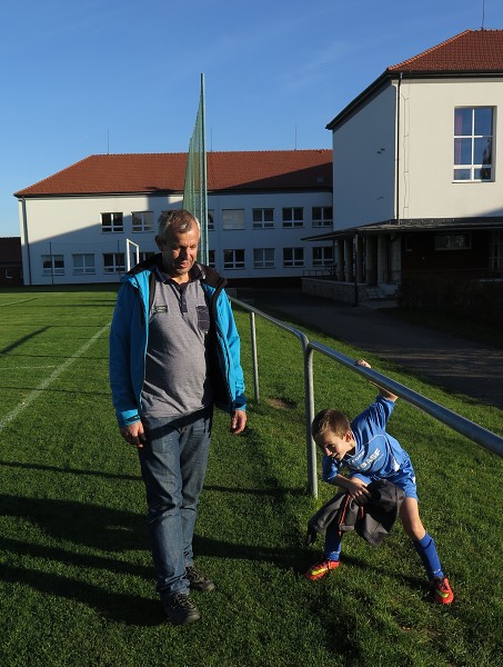 Fotbal v Blížkovicích (8.11.2015)