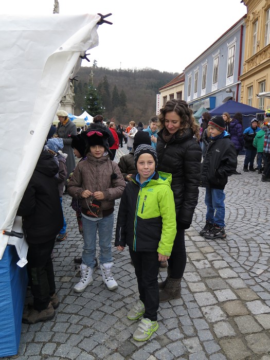 Zdobení vánočních stromků (27.11.2015)